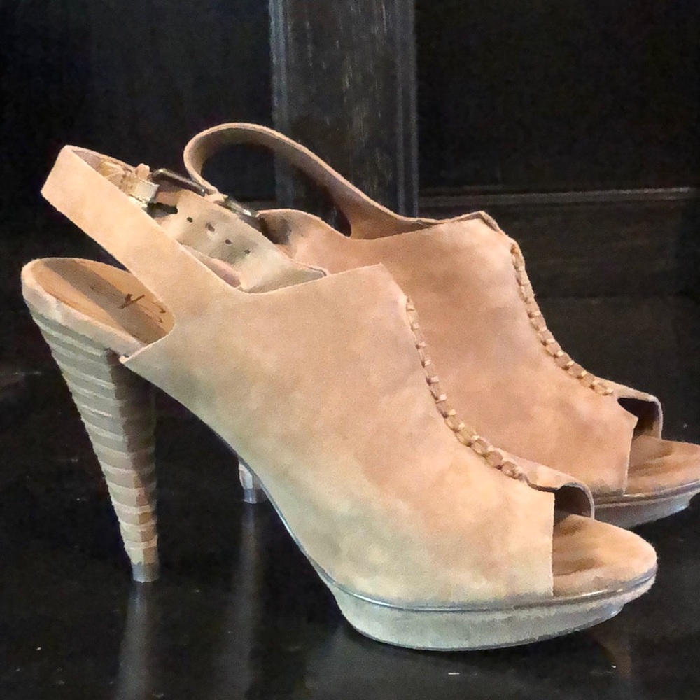 B. Makowsky taupe suede peep toe with sexy lace up looking heel